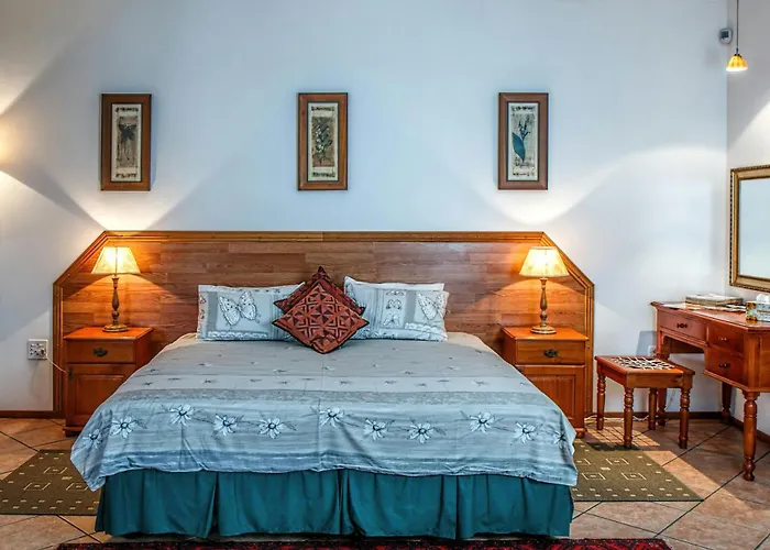 S S Home Stay -2Bhk & 1Bhk Luxury Ac Service Apartments For Group Of Families - Best Location - Modular Kitchen - Super Fast Wi-Fi- Near To Tirupati Bus Stand And Railway Station